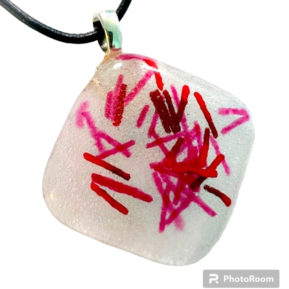 Pendant Berry Red And Pink Necklace  Art Glass - Picture 2 of 4